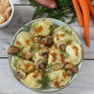 Pierogi z kapustą i pieczarkami - 350G - 9 sztuk