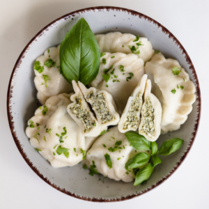 Pierogi ze szpinakiem - 350G - 9 sztuk